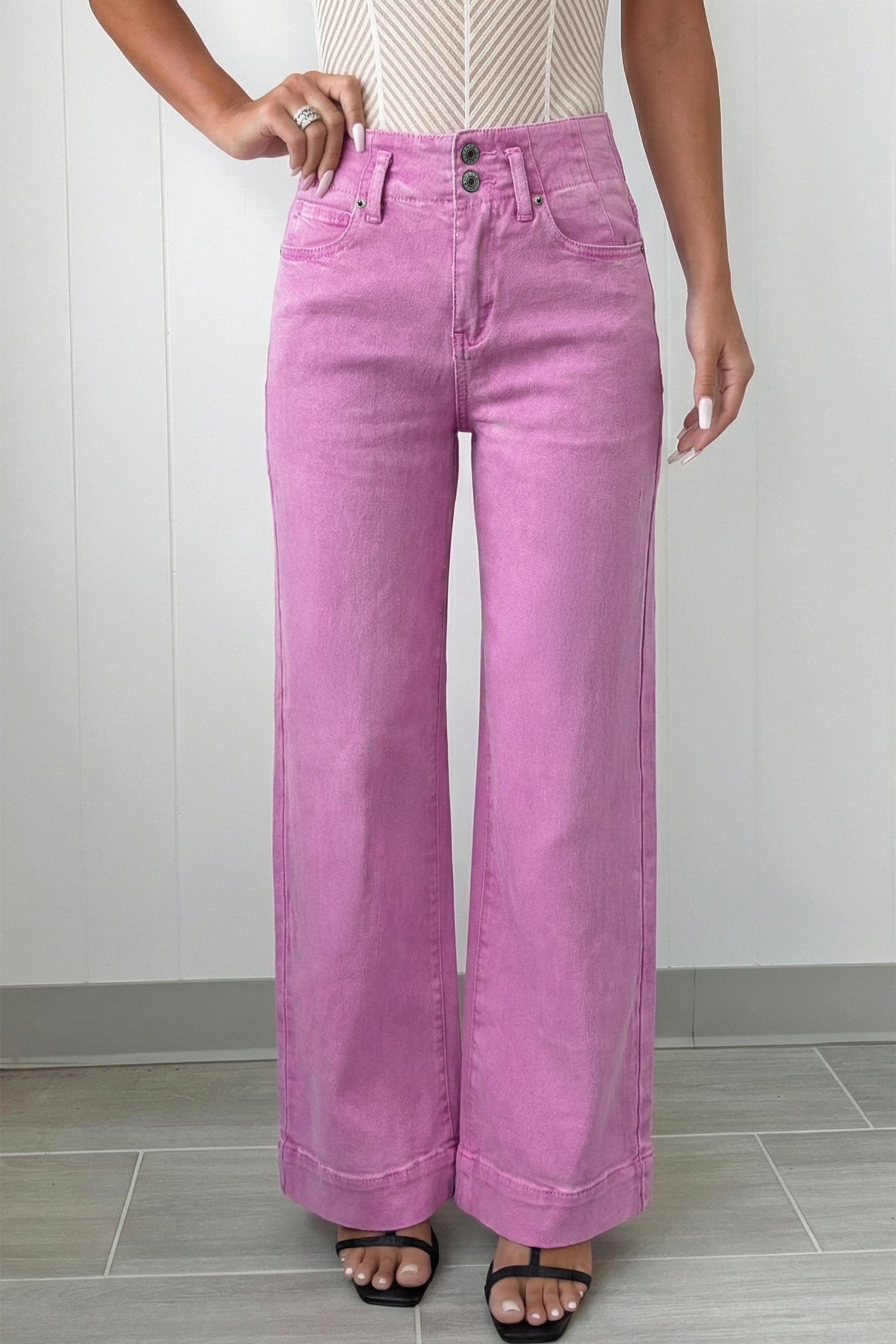 2-Button High Waist Wide Leg Jeans